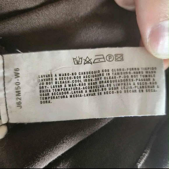 Armani Collezioni Luxury Designer Romantic Whimsy Tee Shirt US 6 - Picture 6 of 6